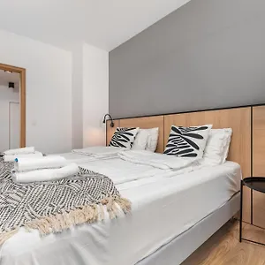 Apartament Zamoyskiego 37 By Homeprime, Warszawa
